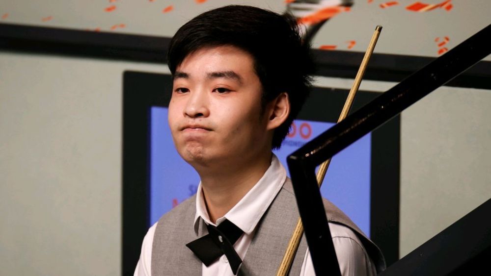 相比之下 相比之下