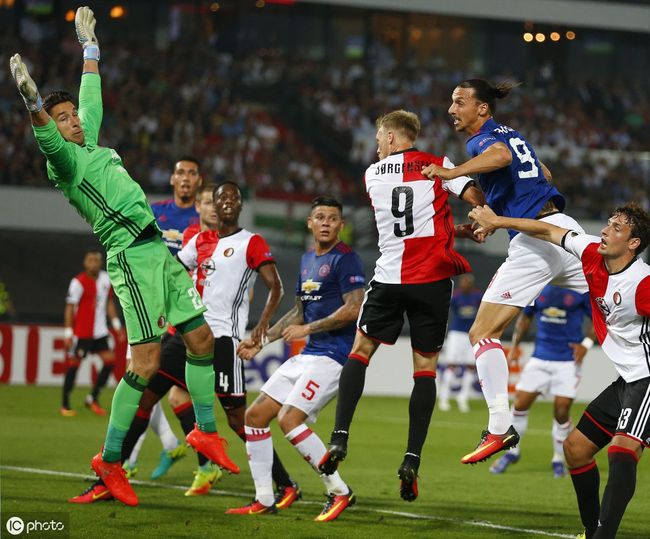 退场让球队 退场让球队